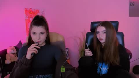 lissa_night online show from 11-16-25, 09:59