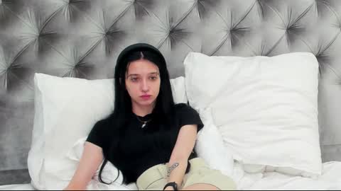 LissaAllison online show from 03-11-25, 01:56