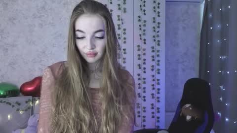 Lissa online show from 03-27-26, 04:07