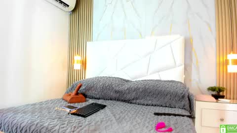 Lisseth Long  online show from 01-23-25, 06:06