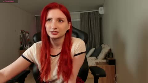 Snapshot of lisshoran chatting on 05-05-26, 10:01 Lissa online show from 05-05-26, 10:01