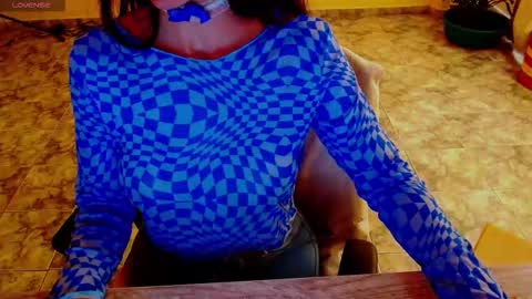 Liss online show from 10-29-25, 03:14