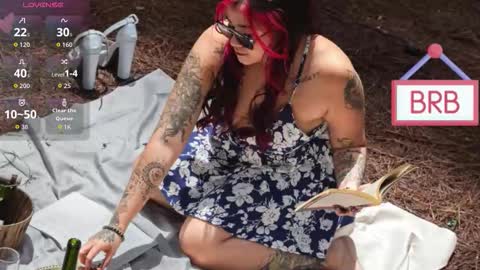 Lissy online show from 12-14-25, 07:07