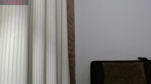 Snapshot of lissy_linda chatting on 05-26-26, 03:02 Liseth online show from 05-26-26, 03:02