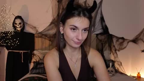 Snapshot of lit1le_mia chatting on 10-26-25, 09:53 lit1le_mia online show from 10-26-25, 09:53