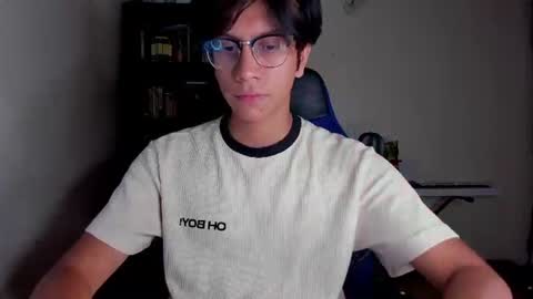 Literateboy online show from 06-17-26, 01:41