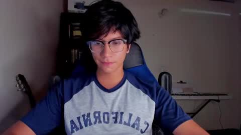 Literateboy online show from 06-28-26, 01:33