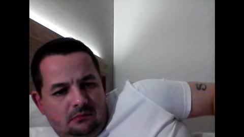 Snapshot of litlemonkey chatting on 02-18-26, 08:38 litlemonkey online show from 02-18-26, 08:38