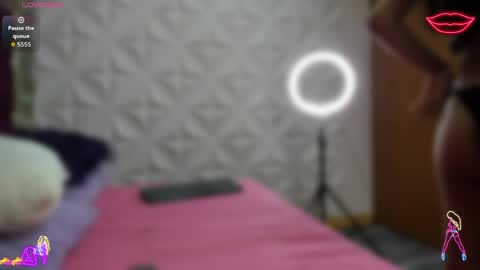 Snapshot of litlenessa_ chatting on 06-03-26, 02:19 VANESSA online show from 06-03-26, 02:19