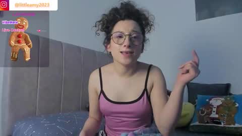 little__ammy online show from 12-22-25, 01:41