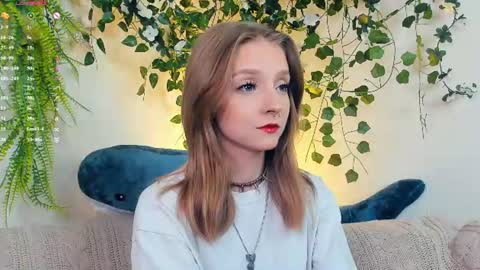 Snapshot of little__caprice chatting on 06-26-26, 07:46 Bella online show from 06-26-26, 07:46