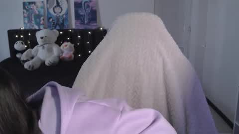 little__flowers online show from 03-15-26, 10:21