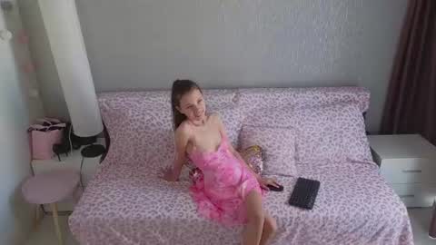   online show from 06-25-26, 11:59