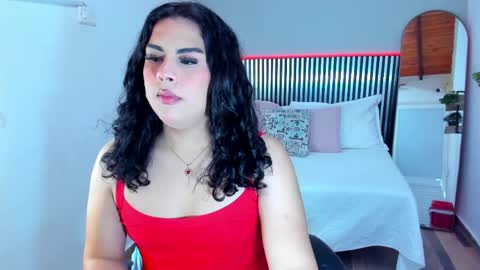 Snapshot of little_alli chatting on 05-28-26, 12:30 L I T T L E A L L I online show from 05-28-26, 12:30