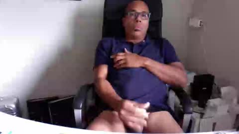 Snapshot of little_buddha chatting on 09-10-25, 09:09 Pure Black Power online show from 09-10-25, 09:09