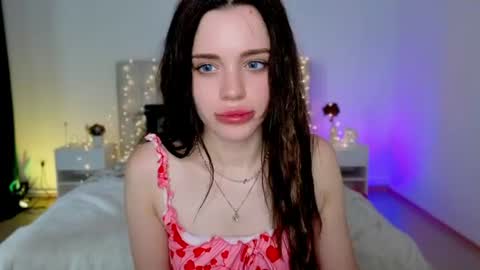 Snapshot of little_cuti1e chatting on 06-30-26, 10:27 Kathrine online show from 06-30-26, 10:27