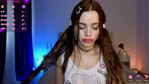 Snapshot of little_cuti1e chatting on 07-30-26, 11:53 Kathrine online show from 07-30-26, 11:53