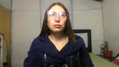 Snapshot of little_devil_diablita90 chatting on 09-09-25, 02:33 Diablita online show from 09-09-25, 02:33