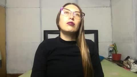 Snapshot of little_devil_diablita90 chatting on 09-22-25, 01:07 Diablita online show from 09-22-25, 01:07