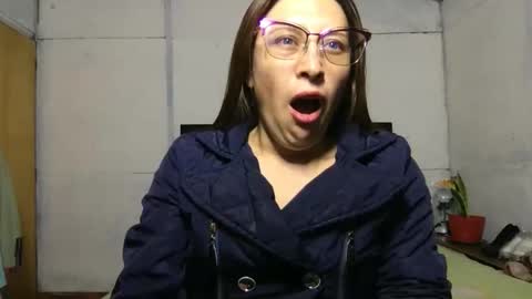 Snapshot of little_devil_diablita90 chatting on 10-01-25, 02:06 Diablita online show from 10-01-25, 02:06