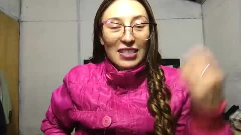 Snapshot of little_devil_diablita90 chatting on 10-05-25, 01:48 Diablita online show from 10-05-25, 01:48