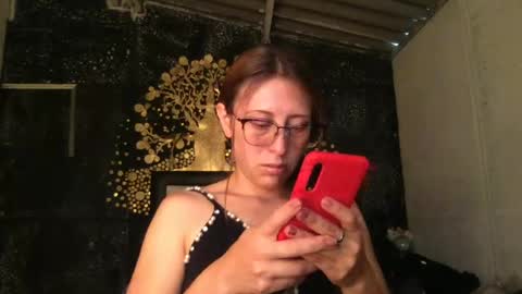 Snapshot of little_devil_diablita90 chatting on 07-06-26, 06:32 Diablita online show from 07-06-26, 06:32