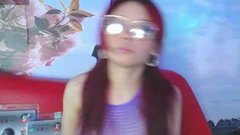 Snapshot of little_ellie_1 chatting on 04-24-26, 08:44 Ellie online show from 04-24-26, 08:44