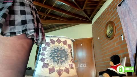 Izzi online show from 02-27-26, 06:08