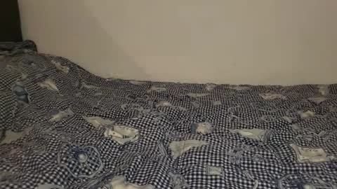 Snapshot of little_sakuraxxx chatting on 10-30-25, 12:45 GiuliaFrancesco online show from 10-30-25, 12:45