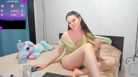 Kat online show from 10-17-25, 08:44