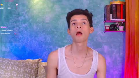 Snapshot of little_twiink chatting on 11-05-25, 02:55 Juan Ferrer online show from 11-05-25, 02:55