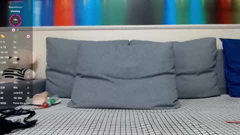 Snapshot of little_v1rgin_angel chatting on 12-14-24, 02:21 Kwan online show from 12-14-24, 02:21