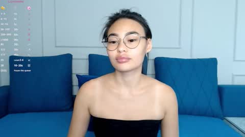 Snapshot of little_v1rgin_angel chatting on 10-05-25, 09:51 Kwan online show from 10-05-25, 09:51