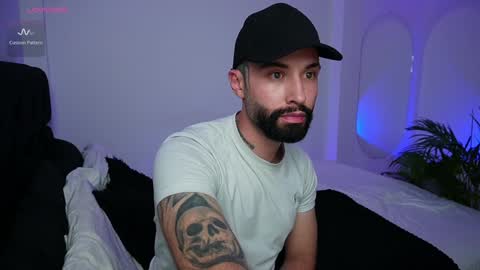 little_vannesaa online show from 12-29-24, 02:38