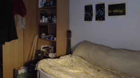 littlealien7 online show from 09-21-25, 08:05