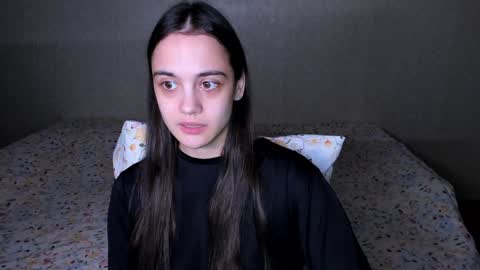 littleashleyy online show from 12-21-24, 02:58