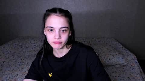 littleashleyy online show from 12-22-24, 04:17