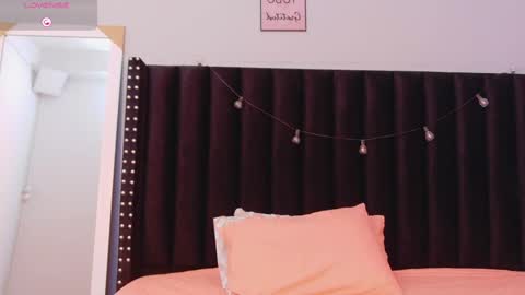 Tania  online show from 09-24-25, 08:45