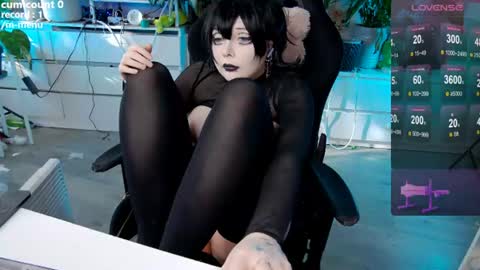 Snapshot of littleflufflepuff chatting on 06-21-26, 03:25 Riza Riri Puff online show from 06-21-26, 03:25