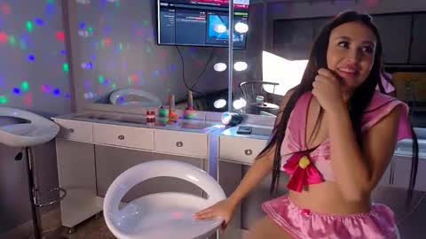   Tip us  ask our names online show from 02-11-26, 02:16