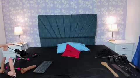 Litllekloe online show from 10-14-25, 07:58