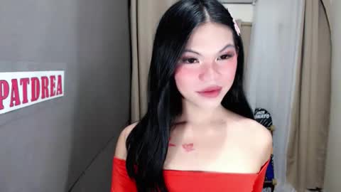 Snapshot of littlelace_ chatting on 05-11-26, 01:22 littlelace_ online show from 05-11-26, 01:22