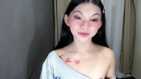 Snapshot of littlelace_ chatting on 05-15-26, 11:23 littlelace_ online show from 05-15-26, 11:23