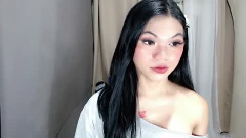 Snapshot of littlelace_ chatting on 06-13-26, 01:36 littlelace_ online show from 06-13-26, 01:36