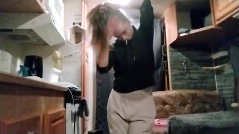 littleleo96 online show from 11-21-25, 06:34