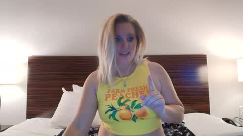 lisanixs online show from 03-12-26, 02:50