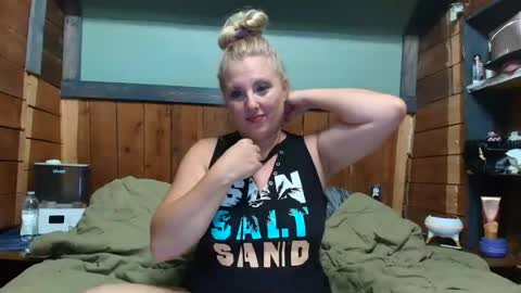 lisanixs online show from 07-06-26, 01:46