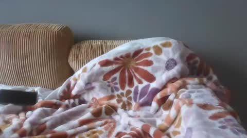 littlelovesbig online show from 09-19-25, 08:09