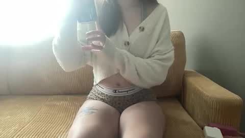 Snapshot of littlelovesbig chatting on 12-15-25, 06:45 littlelovesbig online show from 12-15-25, 06:45