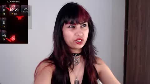 Snapshot of littleluciferrr chatting on 06-17-26, 08:21 Lucifer online show from 06-17-26, 08:21